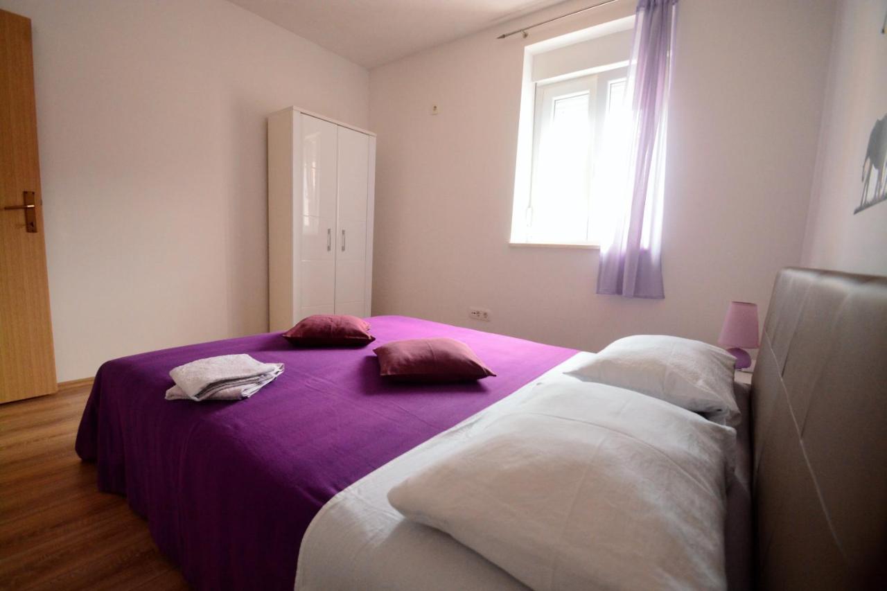 Kala And Tina Apartments Podstrana Eksteriør billede
