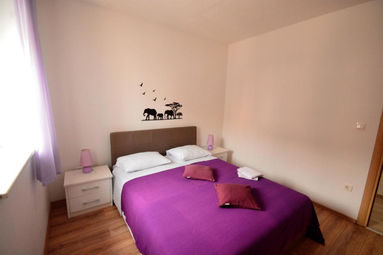 Kala And Tina Apartments Podstrana Eksteriør billede